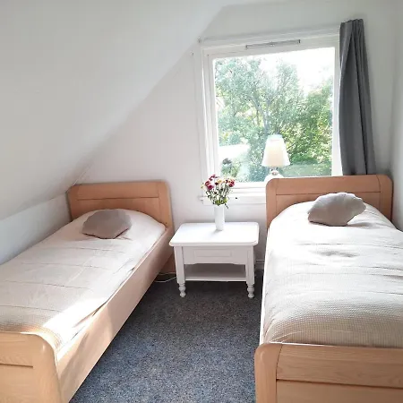 Apartamento Cozy With Ocean Views & Easy Boat Hire Ålesund